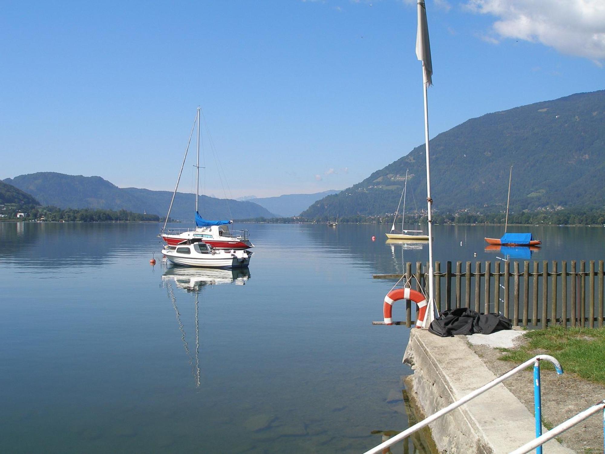 Pension Adlerhorst Штайндорф-ам-Оссіахер-Зе Екстер'єр фото