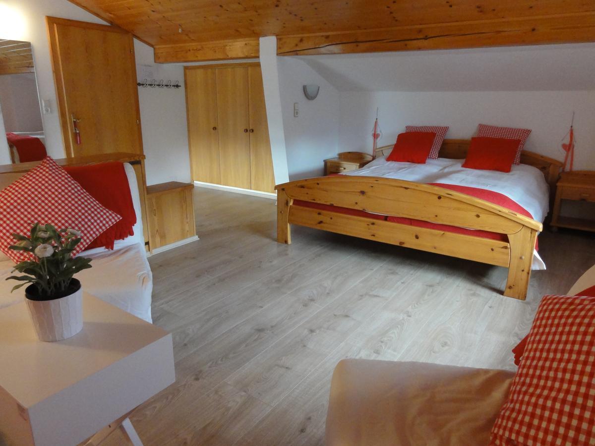 Pension Adlerhorst Штайндорф-ам-Оссіахер-Зе Екстер'єр фото